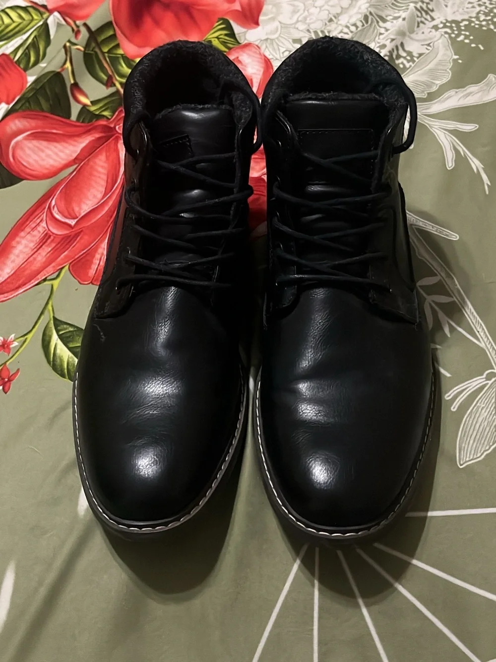 Restoration Parker Men’s Black Leather Lug Sole Ankle Boots Size 10